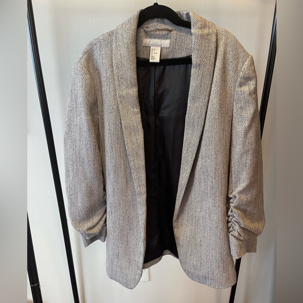 H&M Gray Gathered-Sleeve Blazer